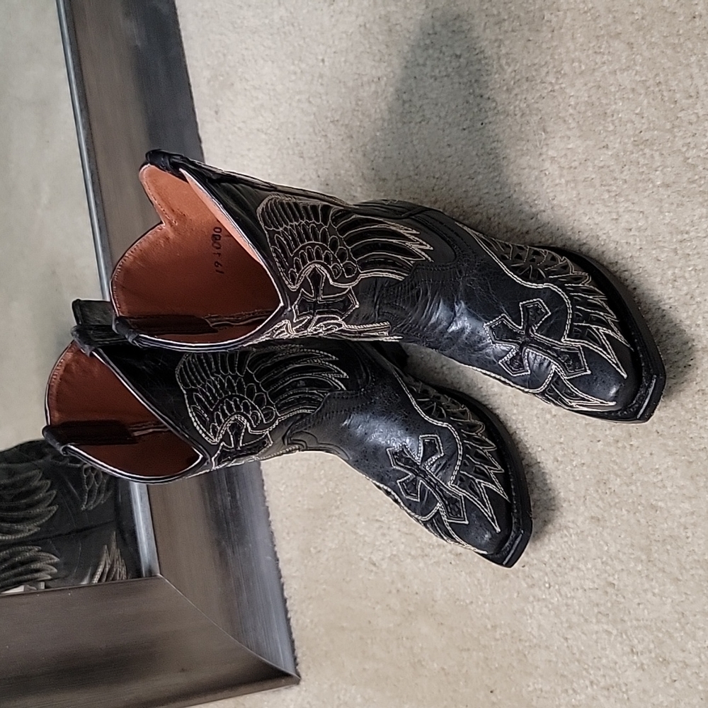 Kids boots